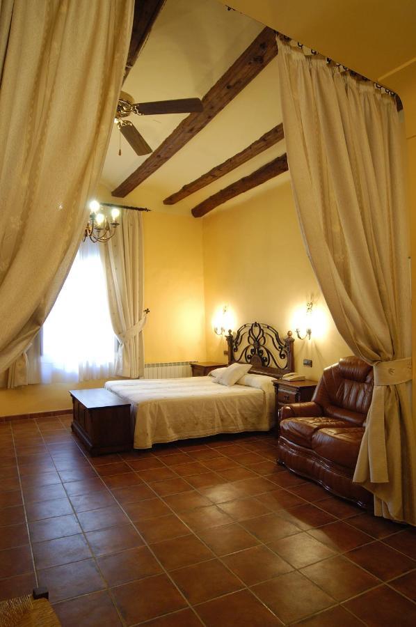 Hotel Spa Don Inigo De Aragon Las Cuevas de Cañart Chambre photo
